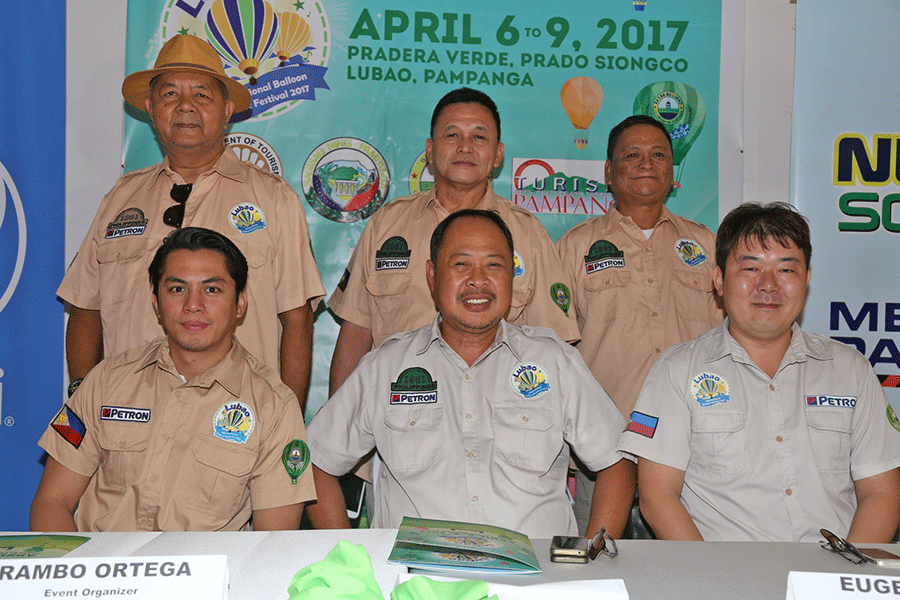 The Lubao International Baloon and Music Festival 2017 event organizing team will present the activities ranging from gastronomic foodtrip, carnival, aerial exhibition, night glow and concert featuring Sponge Cola, Gloc 9, Parokya ni Edgar, Yeng Constantino, Bamboo, Dj Ace Ramos and Redfoo.